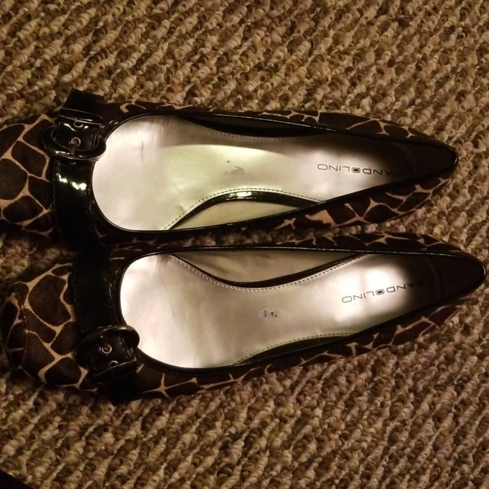 Leopard print BandoLino Flats